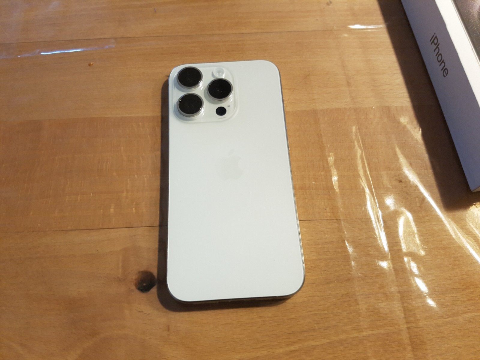 iPhone 15 Pro Wit Titanium 128GB - Goede Staat, Telecommunicatie, Mobiele telefoons | Apple iPhone, Wit, 88 %, Ophalen of Verzenden