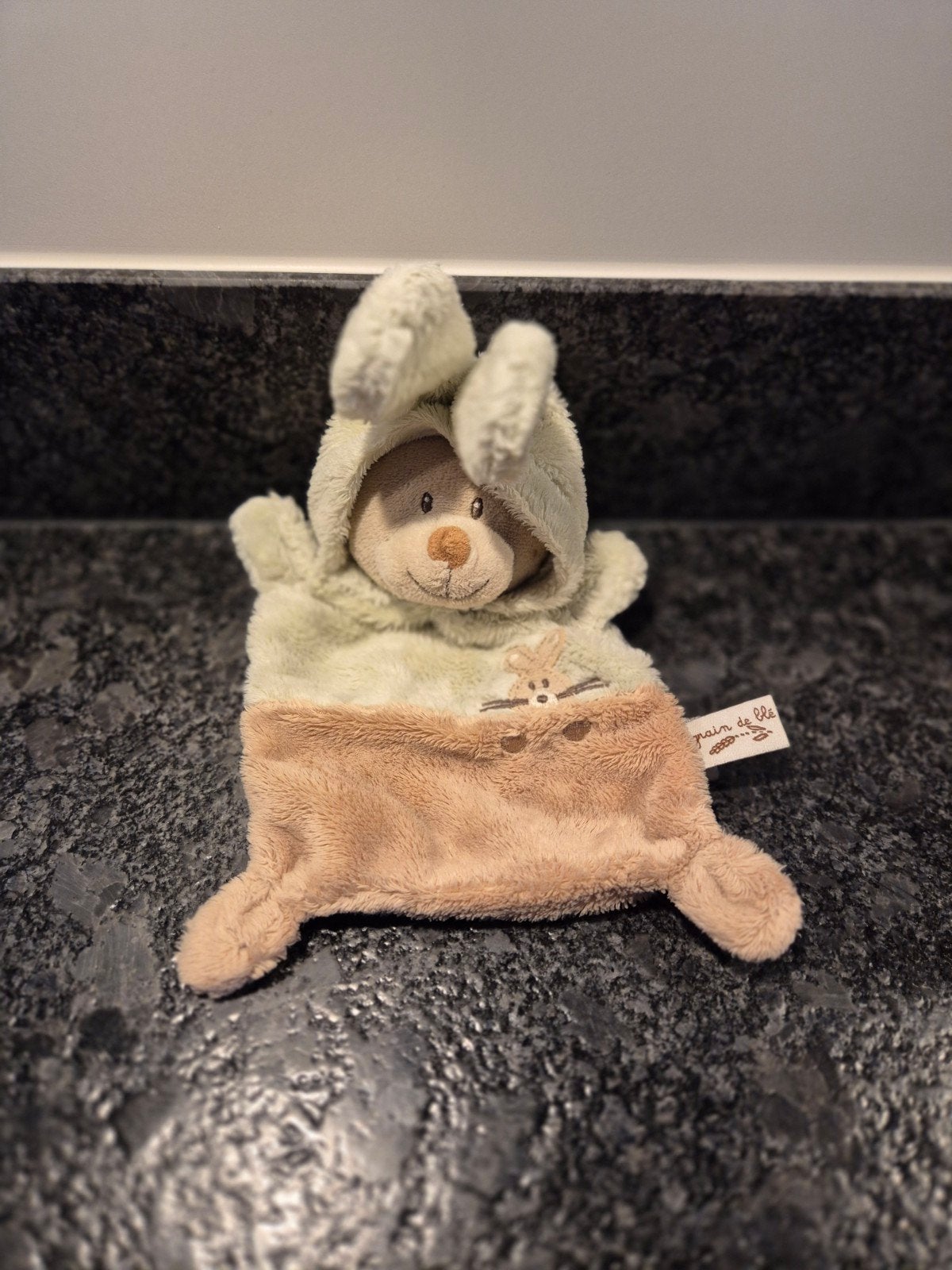 Grain de blé - Knuffeldoekje beer met konijnhoodie, Kinderen en Baby's, Verzenden, Beer