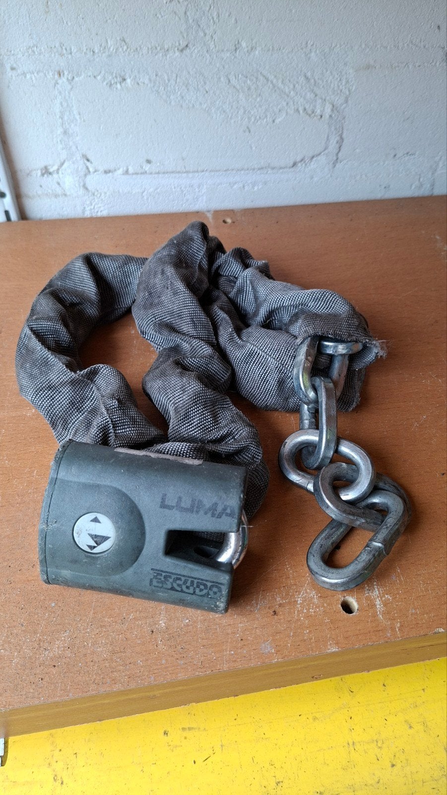 Luma Escudo Kettingslot met 2 sleutels - 1 meter lang, Fietsen en Brommers, Ophalen, Gebruikt