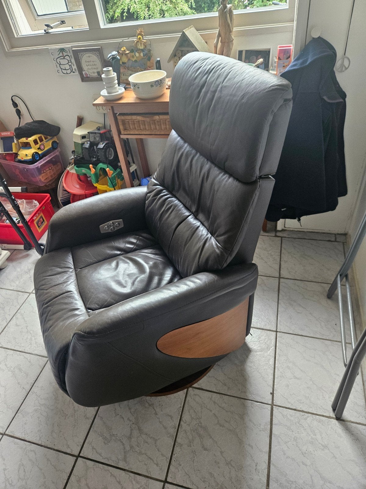Comfortabele relaxfauteuil - Bruin leer, Ophalen, Gebruikt, Bruin, Leer