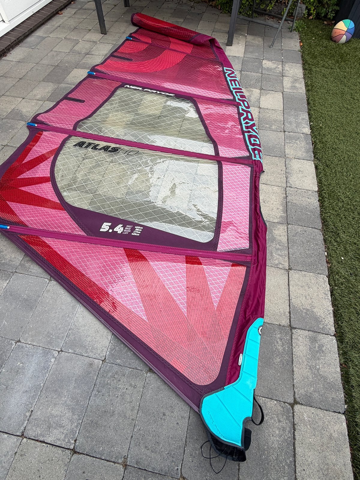 Neilpryde Atlas HD 5,4 windsurfzeil, Watersport en Boten, Ophalen, 5 tot 6.5 m², Zo goed als nieuw, Neilpryde