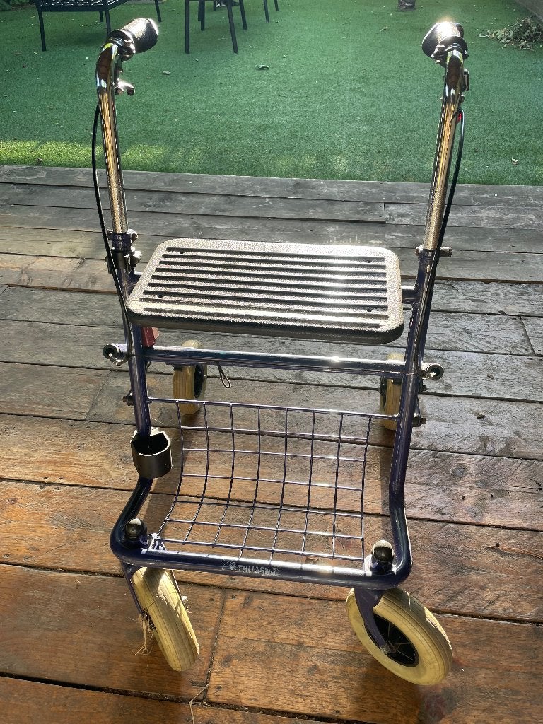 Rollator merk Thuasne, Ophalen, Gebruikt