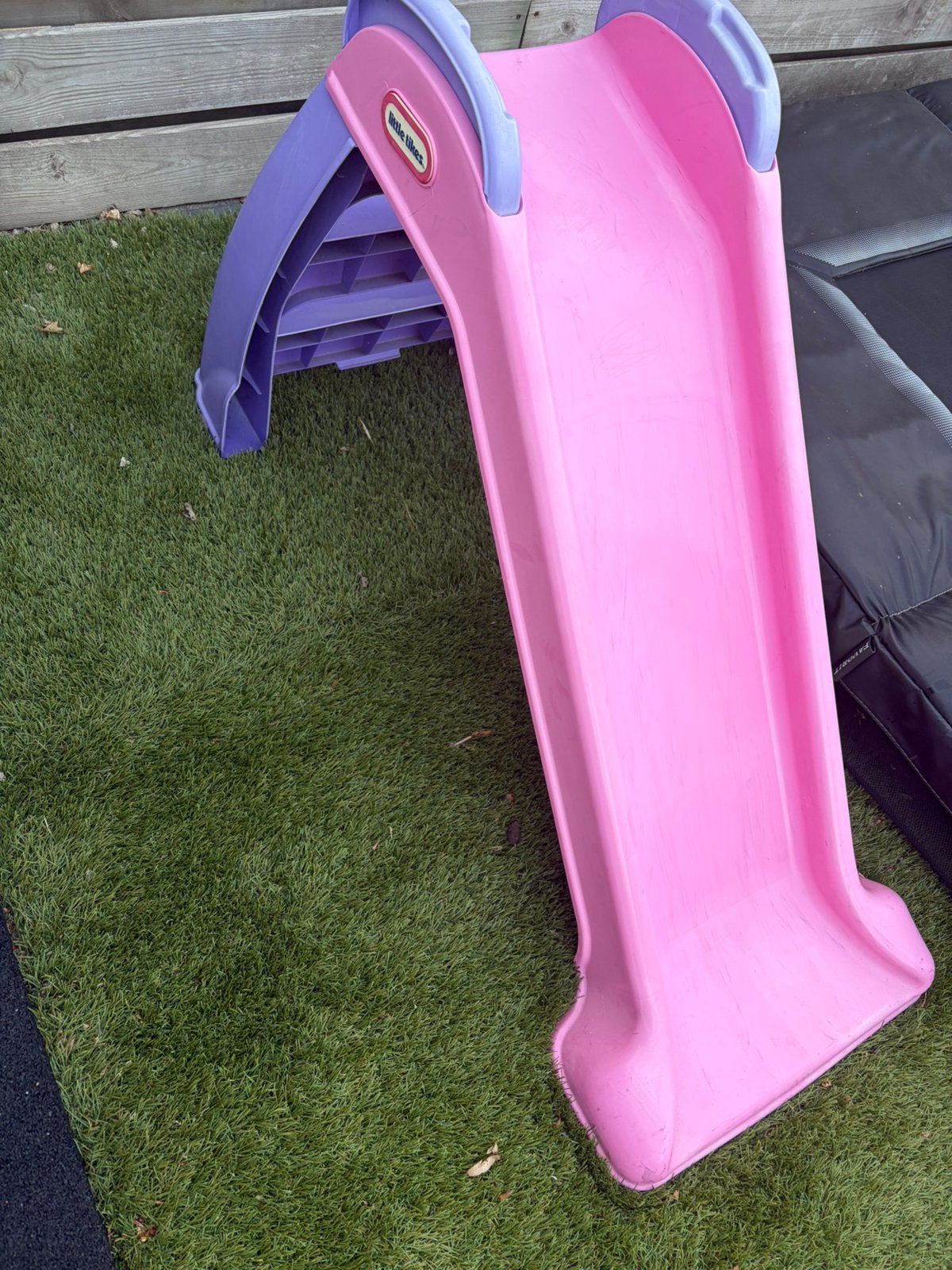 Little tikes first glijbaan roze, Kinderen en Baby's, Speelgoed | Buiten | Speeltoestellen, Ophalen, Zo goed als nieuw, Glijbaan