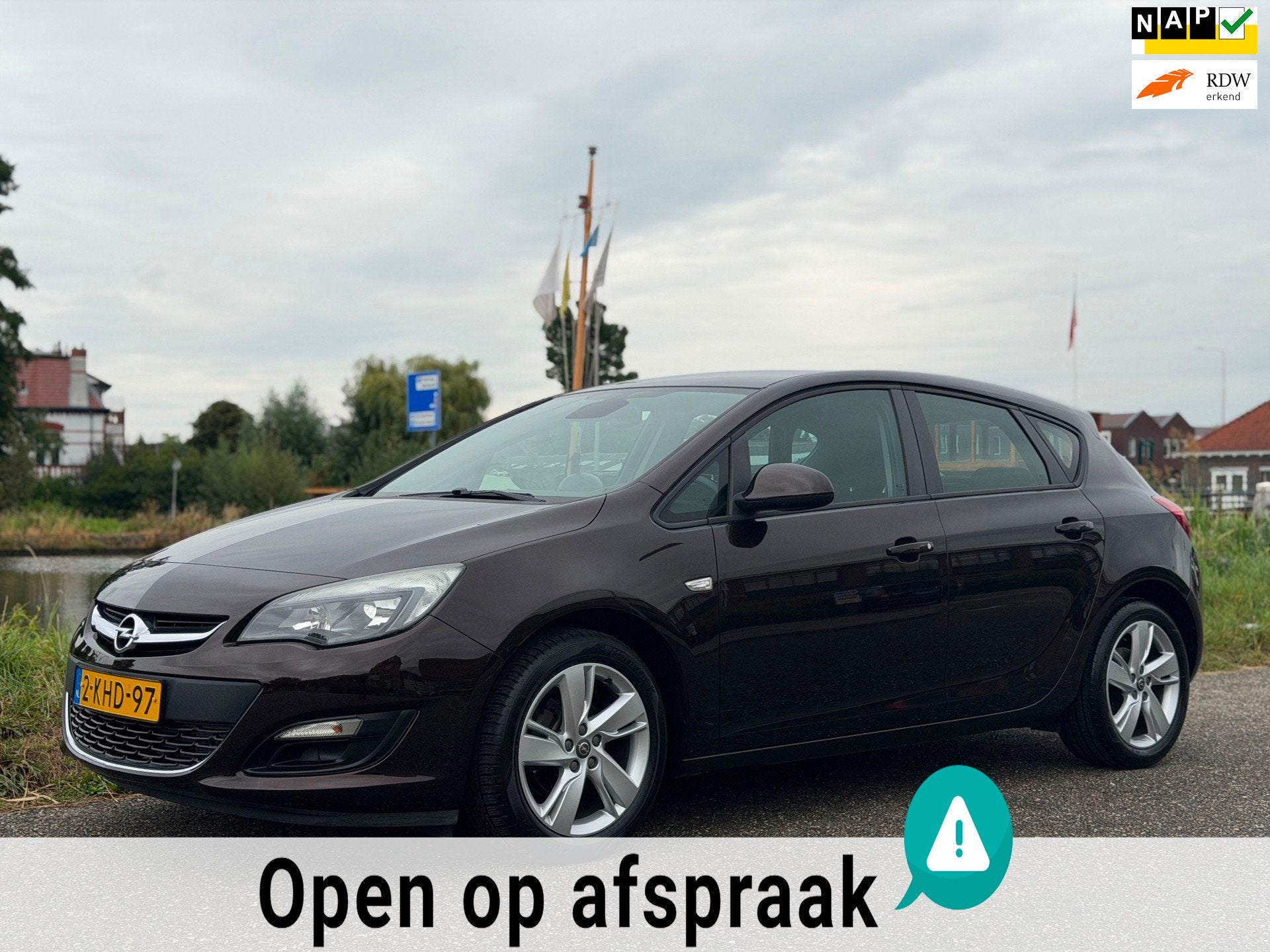 Opel Astra 1.4 Turbo Sport NAVI PDC CRUISE 2E EIG TREKHAAK, Auto's, Opel, Voorwielaandrijving, Euro 5, Stof, Gebruikt