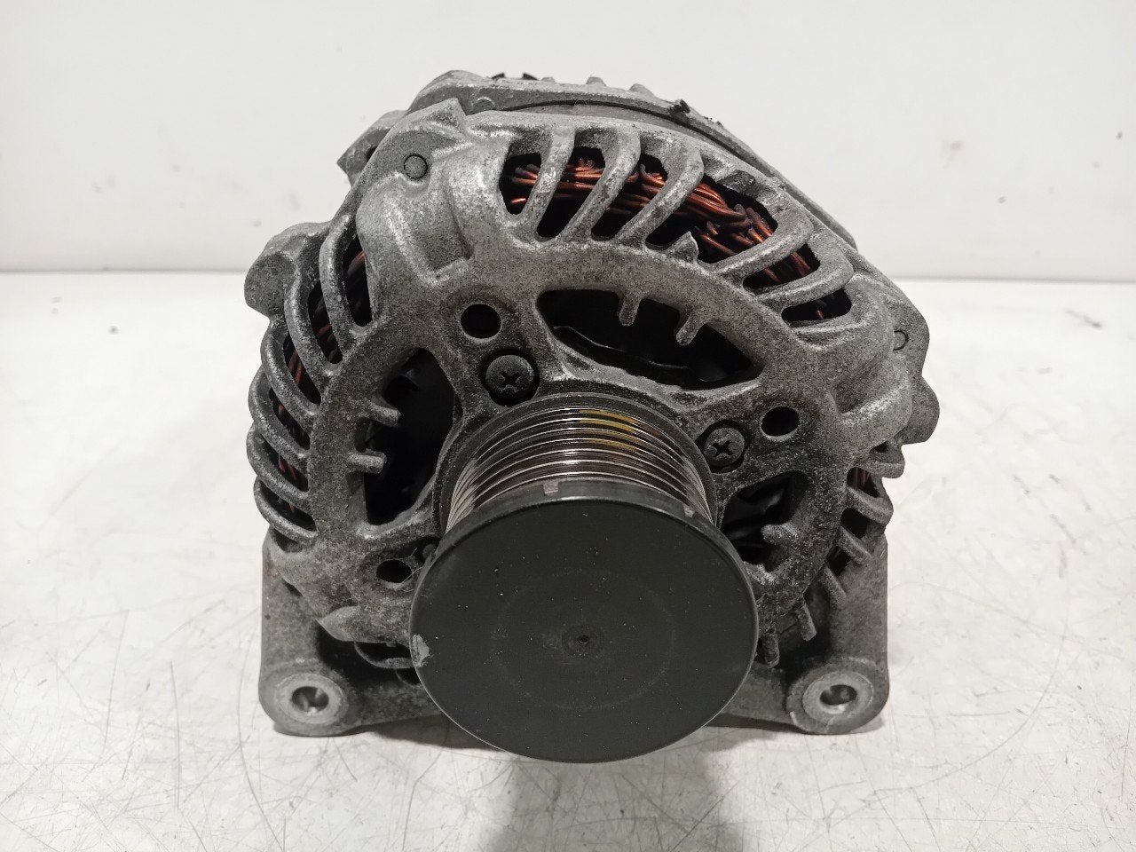 Dynamo Nissan Micra, Auto-onderdelen, Onderdelen@venauto.nl, Van der Ven Autorecycling B.V., Gebruikt, Ettenseweg 76, 4706 PB Roosendaal, The Netherlands