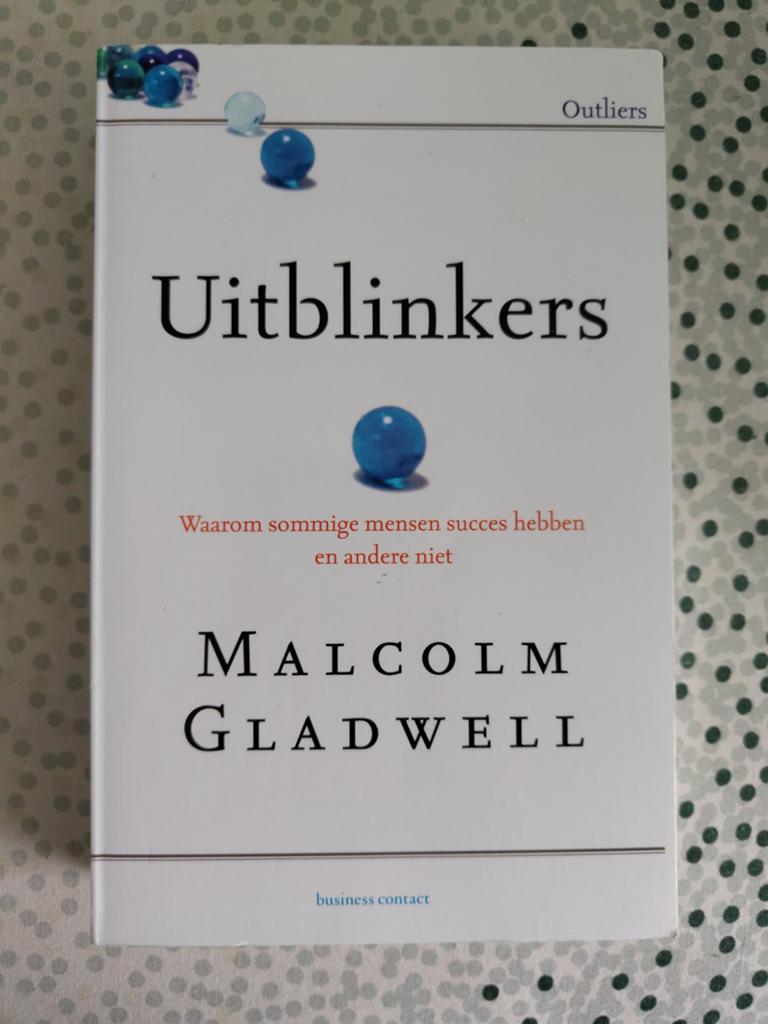 Malcolm Gladwell - Uitblinkers, Ophalen of Verzenden, Gelezen, Malcolm Gladwell