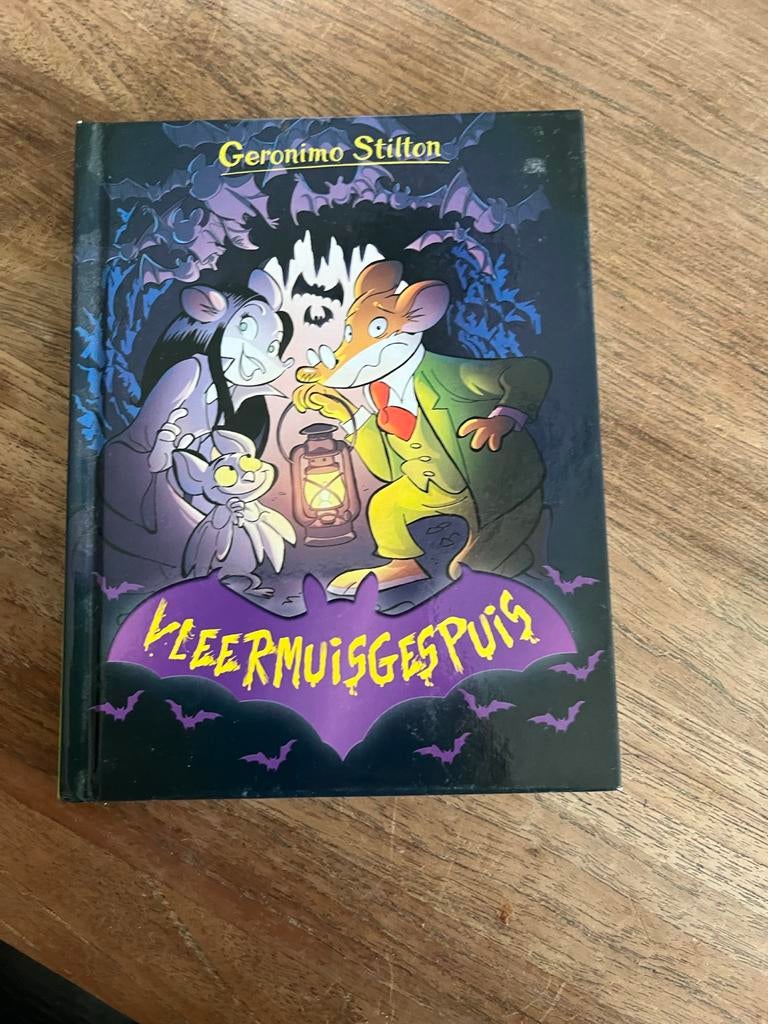 Geronimo Stilton - Vleermuisgespuis, Boeken, Kinderboeken | Jeugd | onder 10 jaar, Gelezen, Fictie algemeen, Ophalen