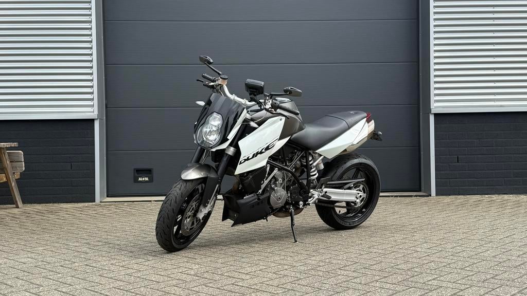 KTM Super Duke 990 (bj 2006), Motoren, Motorrijbewijs A, Particulier, Meer dan 35 kW, 999 cc