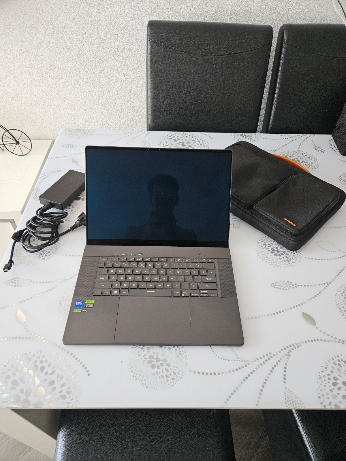 Zephyrus G16 RTX 4070/Ultra 7 155h/240hz OLED/16 gb 7467 MHz, Computers en Software, Met videokaart, Qwerty, Asus ROG Zephyrus