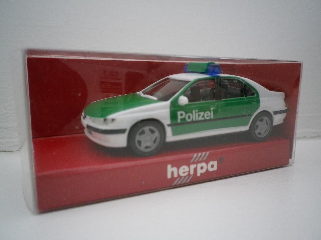 Herpa Peugeot 406 polizei. Nieuw in doosje. 1/87 schaalmodel, Hobby en Vrije tijd, Modelauto's | 1:87, Ophalen of Verzenden, Nieuw