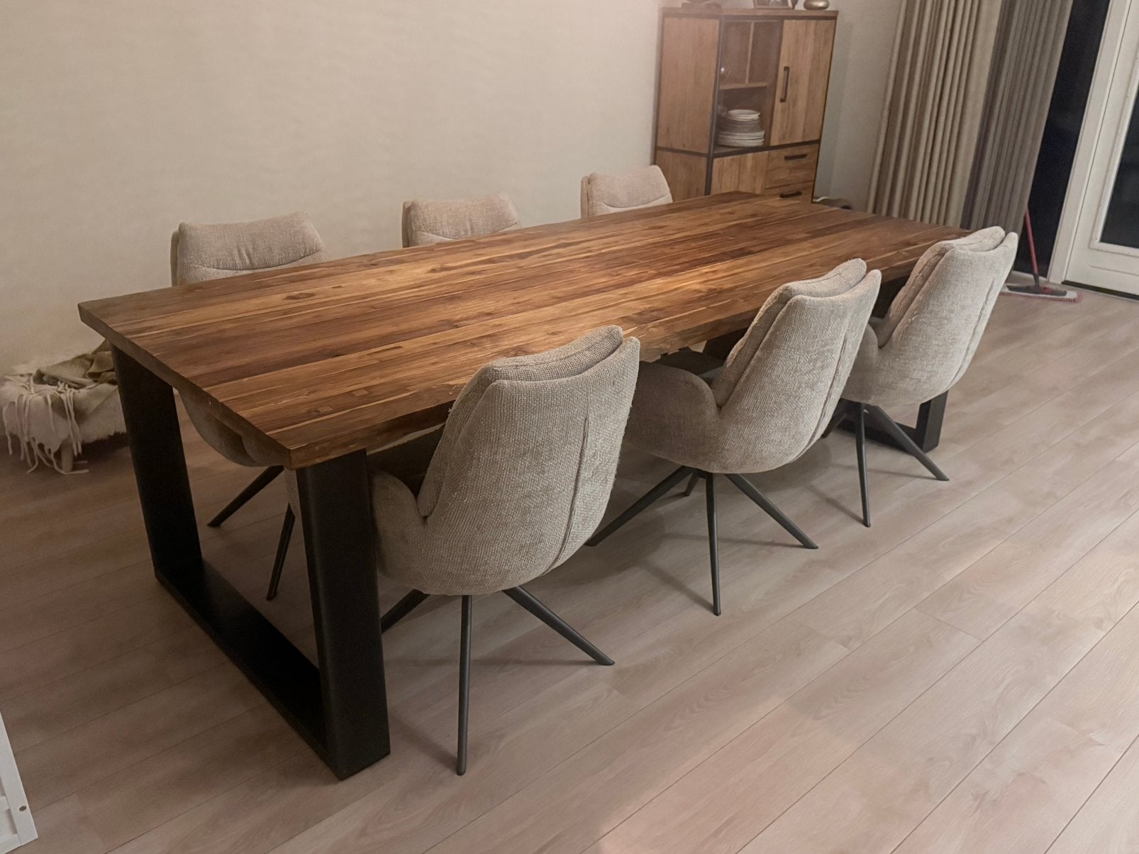Eettafel Romaro van Pronto voor 6 tot 8 personen, Ophalen, 200 cm of meer, 50 tot 100 cm, Zo goed als nieuw