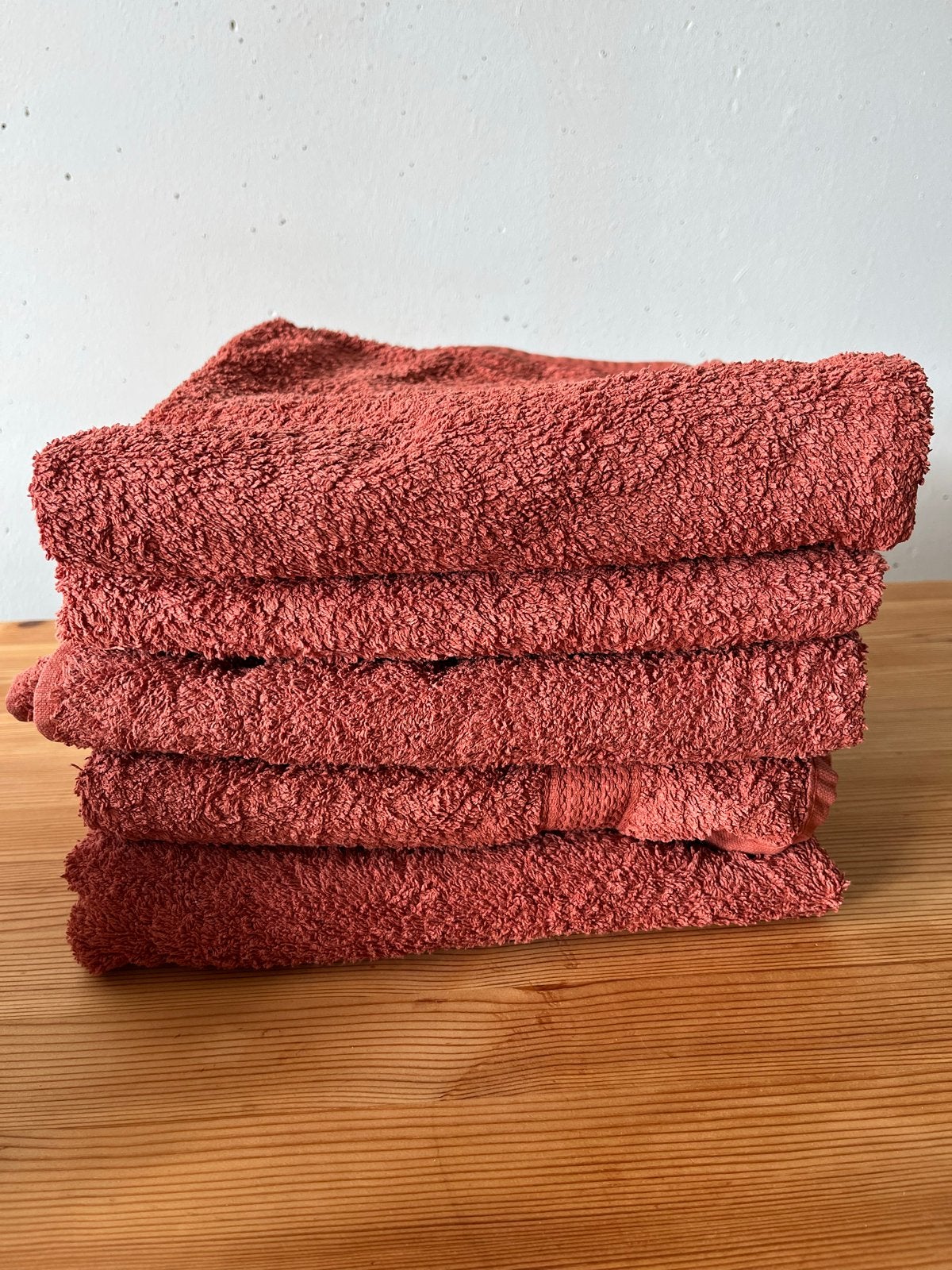 5 HEMA handdoeken oranje/bruin, Gebruikt, Overige merken, Handdoek, Oranje