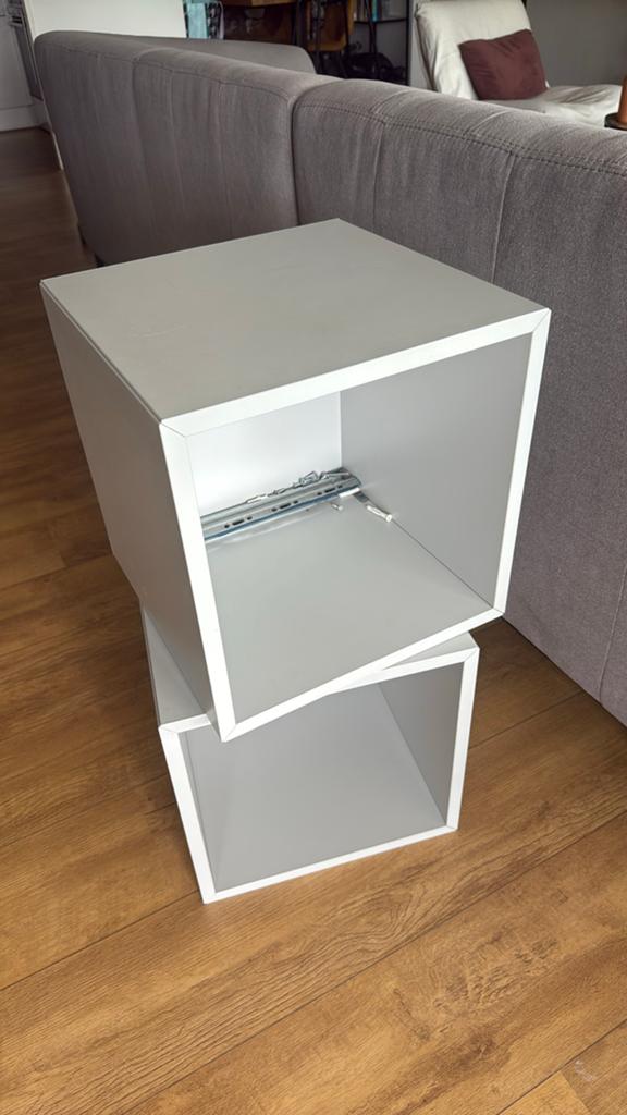 2x IKEA EKET Kast met wandrail - Lichtgrijs 35x35x35 cm, Ophalen, Zo goed als nieuw