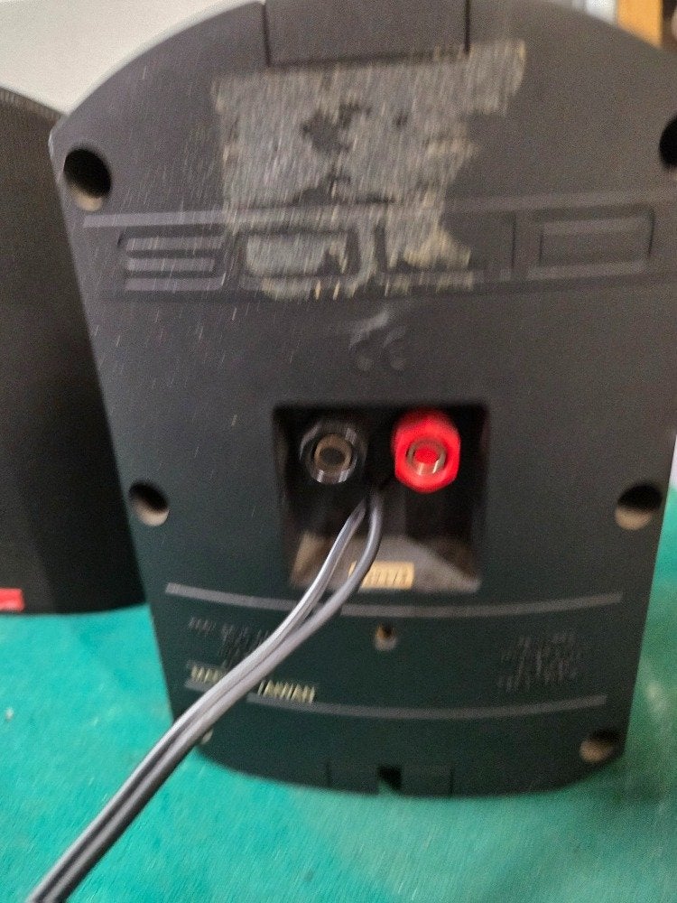 solid luidsprekers 2x 75 watt, Ophalen of Verzenden, 'T Olde Gre-j, Info@toldegrej.nl, Endepoelstraat 20f Didam
