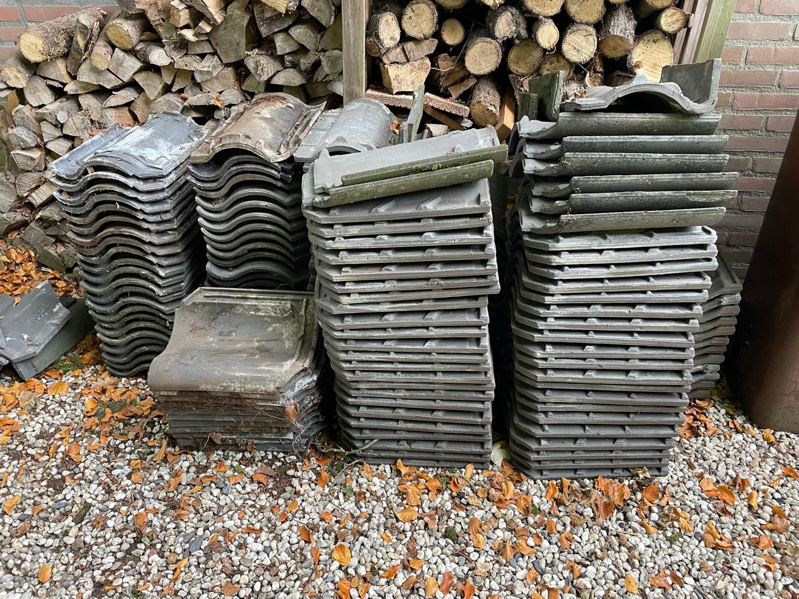 Gebruikte dakpannen en nokvorsten - Diverse types, Ophalen, Gebruikt, Steen of Klei, 15 m² of meer