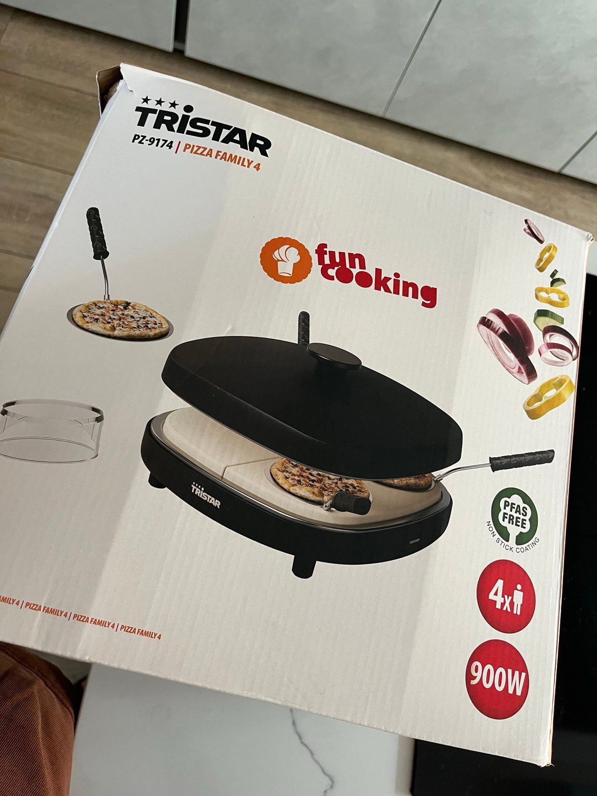 Tristar PZ-9174 Pizza Family 4 - Zo goed als nieuw, Ophalen, Zo goed als nieuw