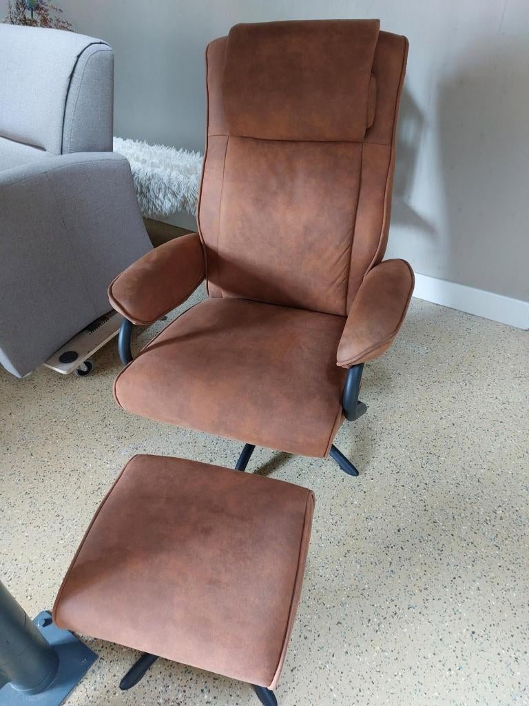 Relaxfauteuil met verstelbare rugleuning + hocker/voetenbank, Huis en Inrichting, Fauteuils, Zo goed als nieuw, Metaal, Stof, 75 tot 100 cm