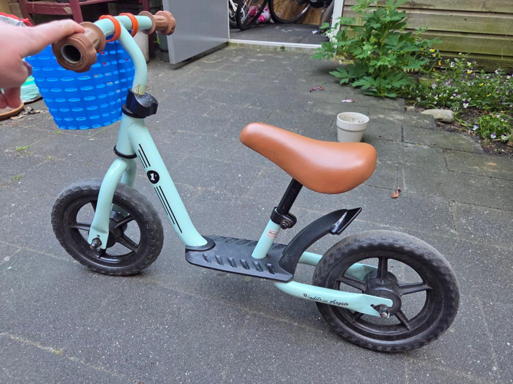 Bandits & Angels loopfiets mintgroen - Gebruikt, Kinderen en Baby's, Speelgoed | Buiten | Voertuigen en Loopfietsen, Ophalen, Gebruikt