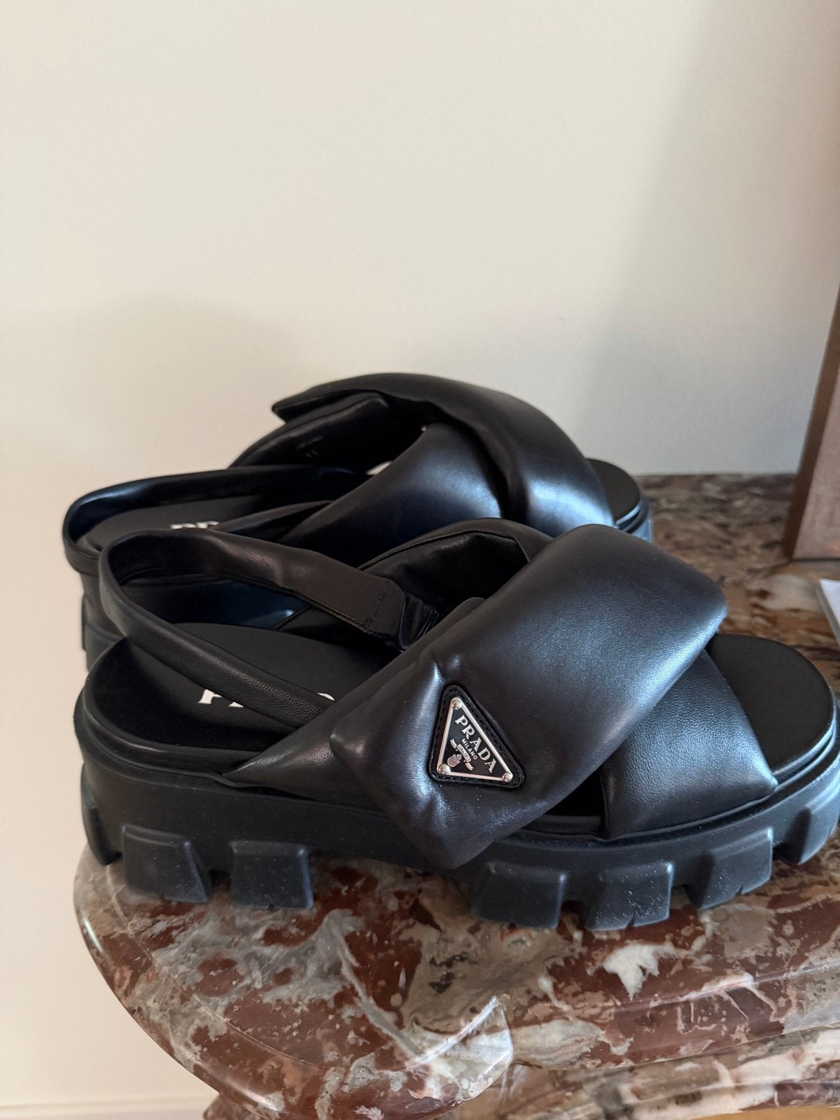 Nieuwe originele Prada sandalen maat 41, Ophalen of Verzenden, Nieuw, Zwart, Sandalen of Muiltjes