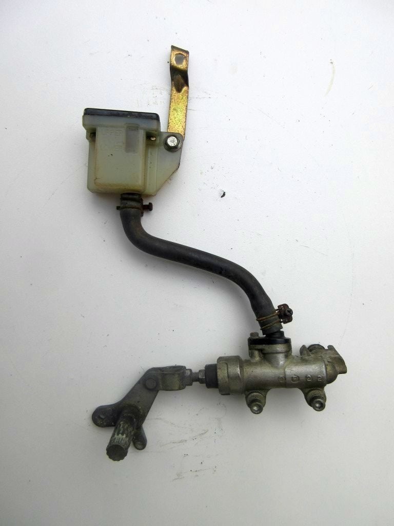 Suzuki GSX600F rempomp achter GSX 600 remcilinder achterrem, Ophalen of Verzenden, Gebruikt