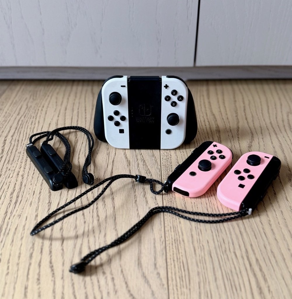 Nintendo Switch OLED wit – compleet pakket – € 375,-, Switch OLED, Met games, Ophalen of Verzenden, Zo goed als nieuw