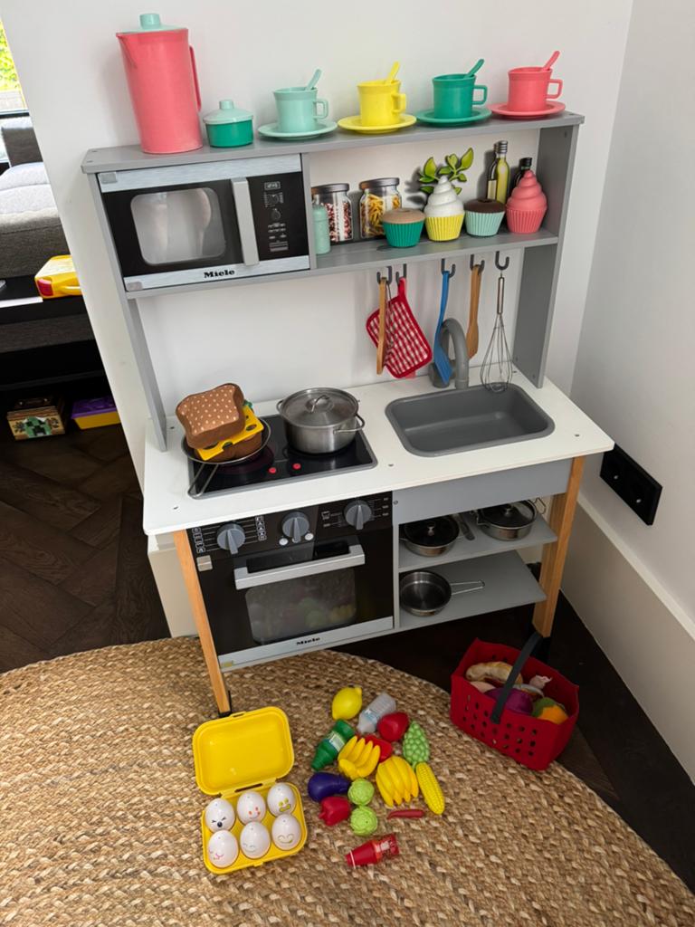 Complete speelkeuken van Miele inclusief keukengerei, Ophalen of Verzenden, Gebruikt
