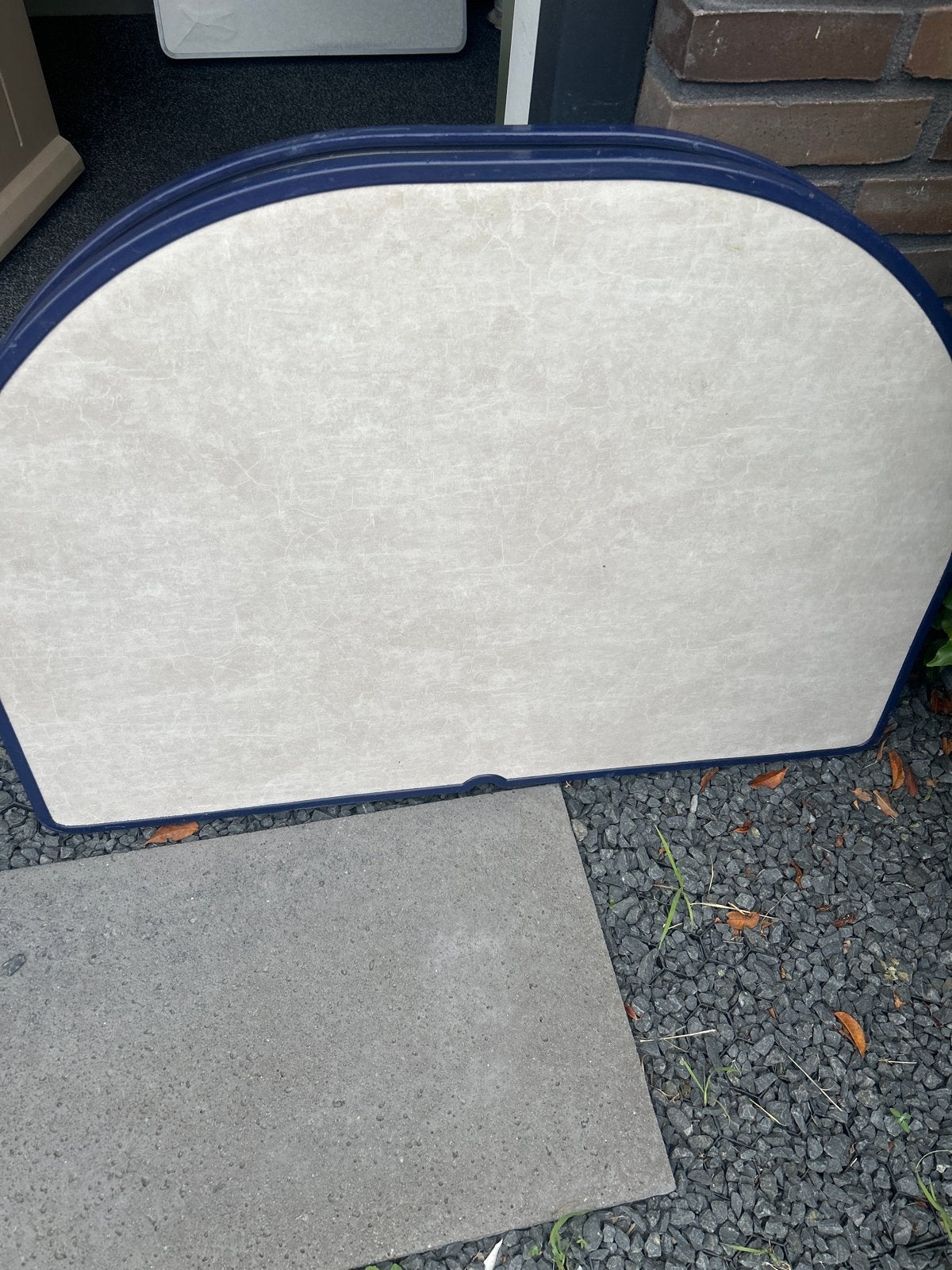 Compacte opvouwbare campingtafel, Caravans en Kamperen, Ophalen, Gebruikt, Campingtafel