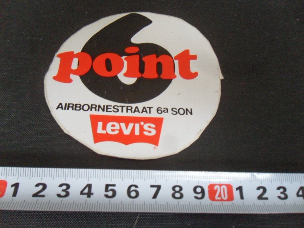sticker point 6 airbornestraat son LEVI'S jeans, Verzamelen, Stickers, Ophalen of Verzenden, Zo goed als nieuw