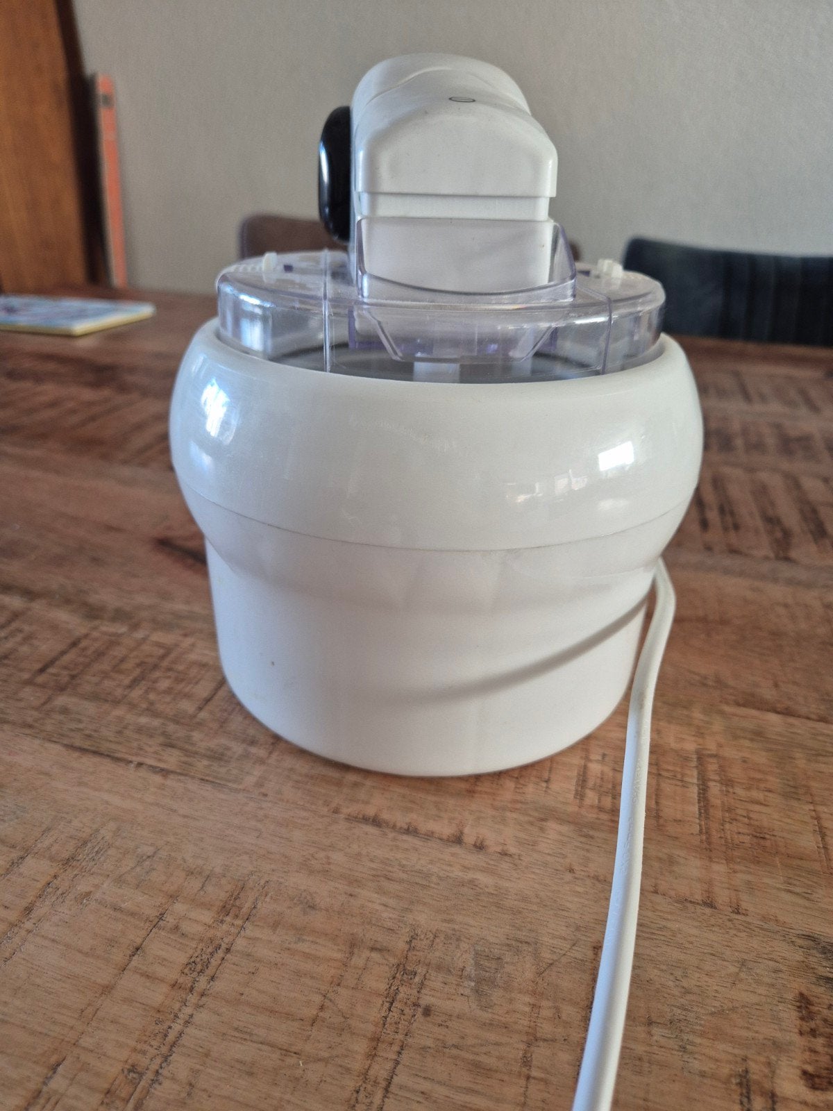 Witte ijsmachine voor heerlijk zelfgemaakt ijs, Ophalen, Gebruikt