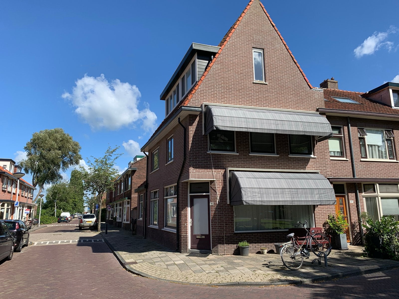 Te huur ruime woning in Leiden, 158 m², Hoekwoning, 5 kamers, Zuid-Holland