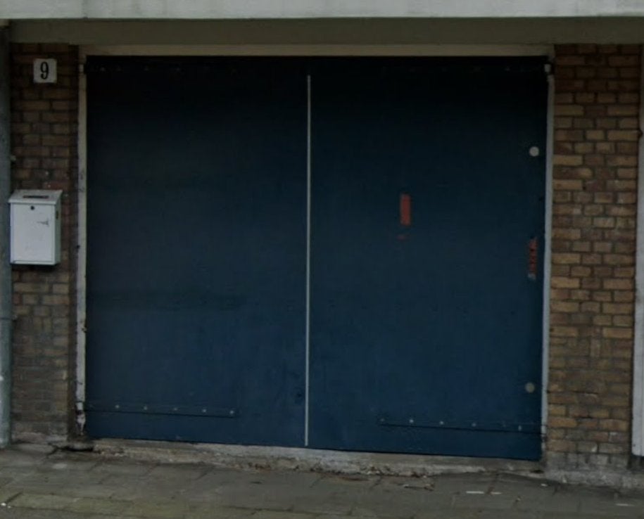 Garagebox te koop – Ariana Nozemanstraat 9, Amsterdam, Huizen en Kamers, Garages en Parkeerplaatsen, Amsterdam