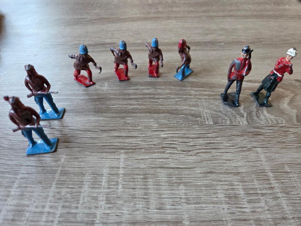 Tinnen iniaantjes 6x en tinnen soldaatjes 2x, Ophalen of Verzenden