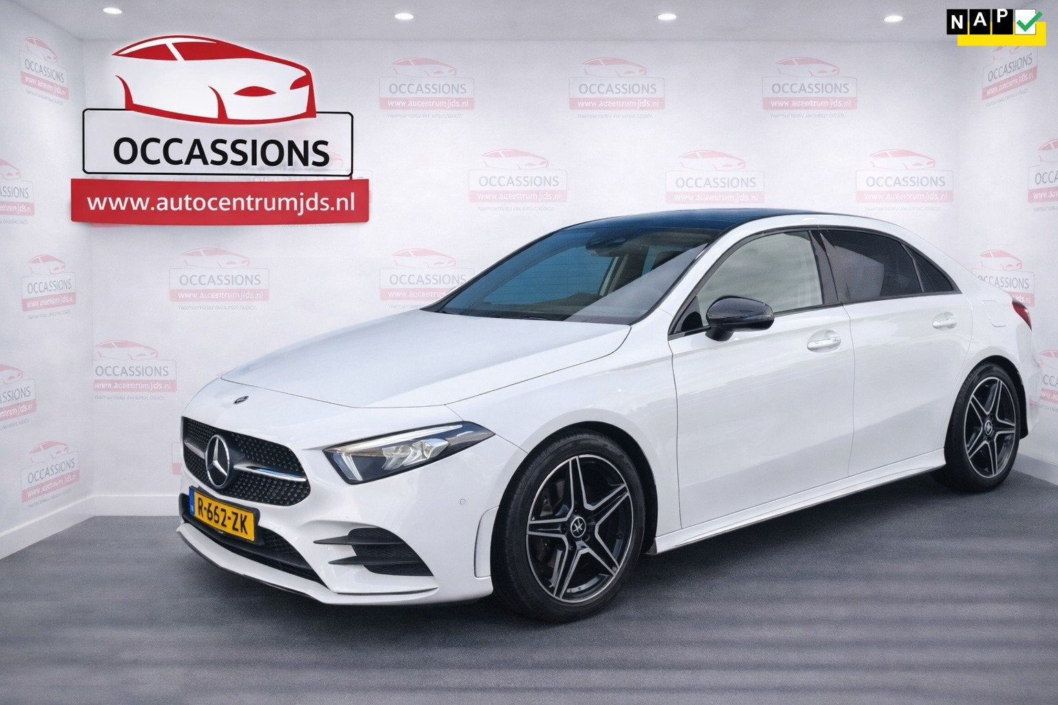 Mercedes-Benz A-klasse 180 Business Solution AMG. Word mee g, Auto's, Gebruikt, 4 cilinders, Wit, Origineel Nederlands