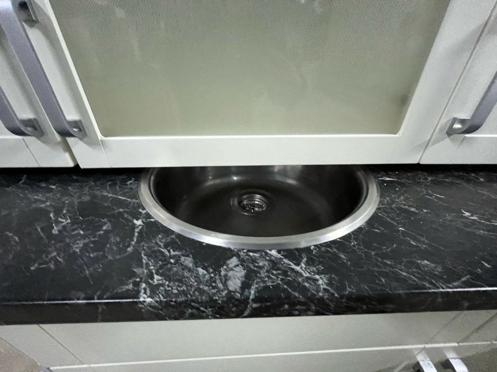 Keuken Compleet met APP 120Keukens op voorraad Nr. 2704, Ophalen of Verzenden, Zo goed als nieuw, Hoekkeuken, Greeploos