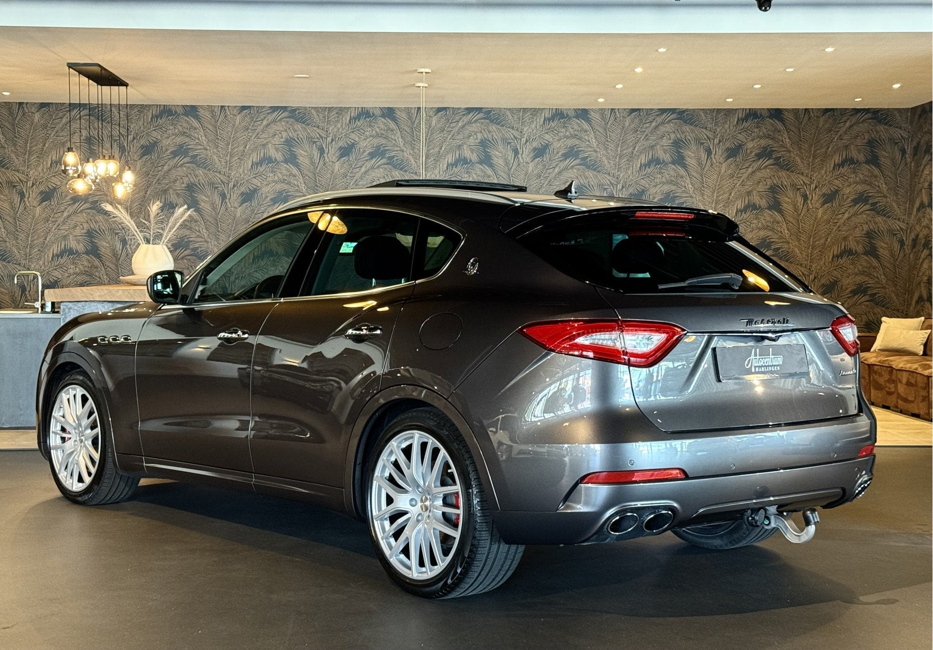 Maserati Levante 3.0 V6 S AWD I 430PK I Pano I H&K, 430 pk, Gebruikt, Euro 6, 138 €/maand