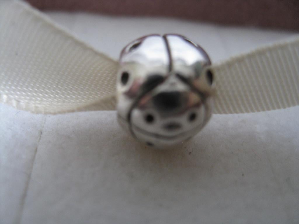 Pandora Bedel Lieveheersbeestje, Verzenden, Zo goed als nieuw, Zilver, Pandora