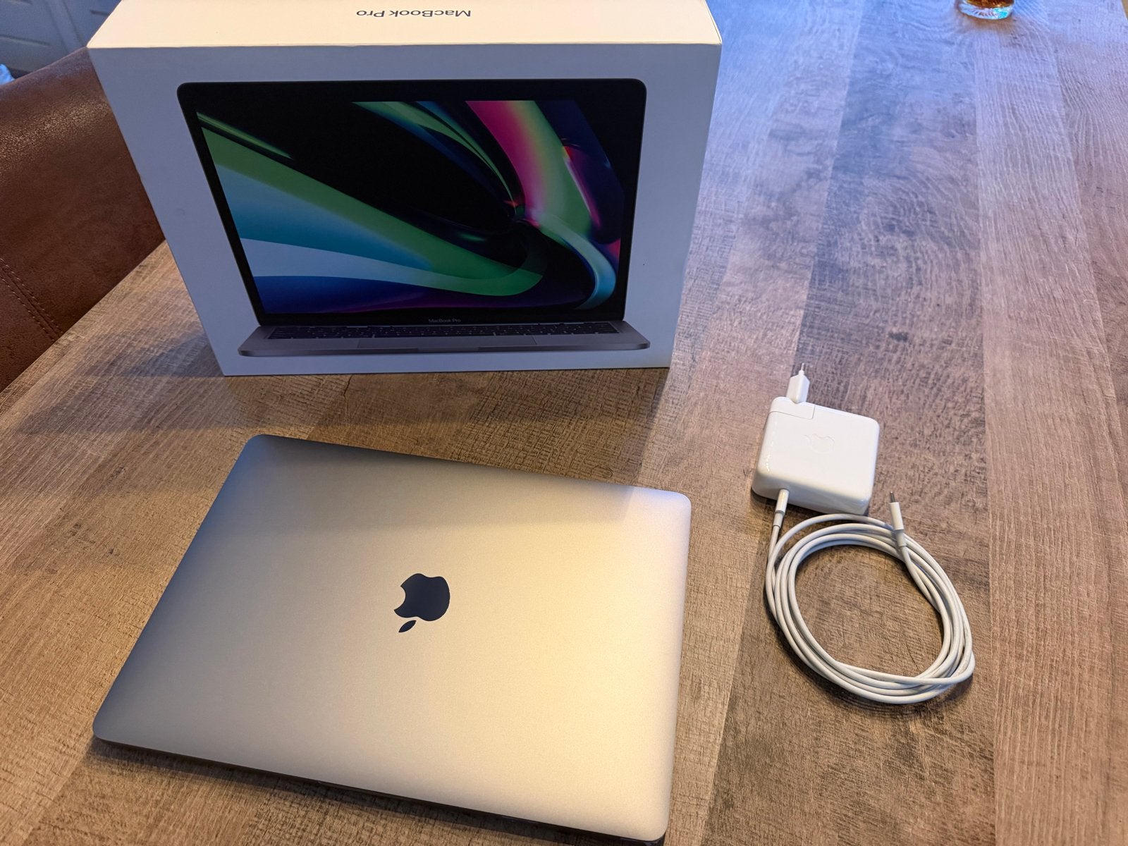 MacBook Pro M1 13 inch - Compleet met doos en lader zgan!, MacBook Pro, 256 GB, Qwerty, 8 GB