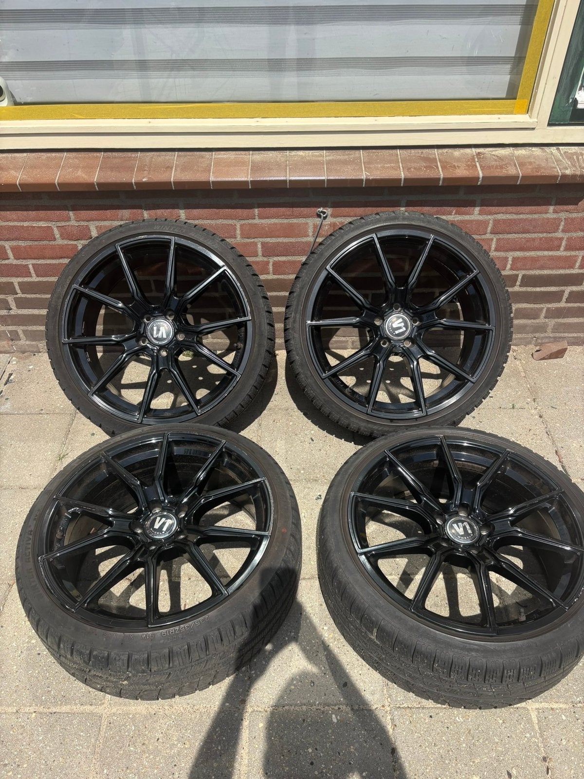 19 inch 5x112 v1 wheels met goede banden, Auto-onderdelen, Banden en Velgen, Gebruikt, Banden en Velgen, Winterbanden, 235 mm