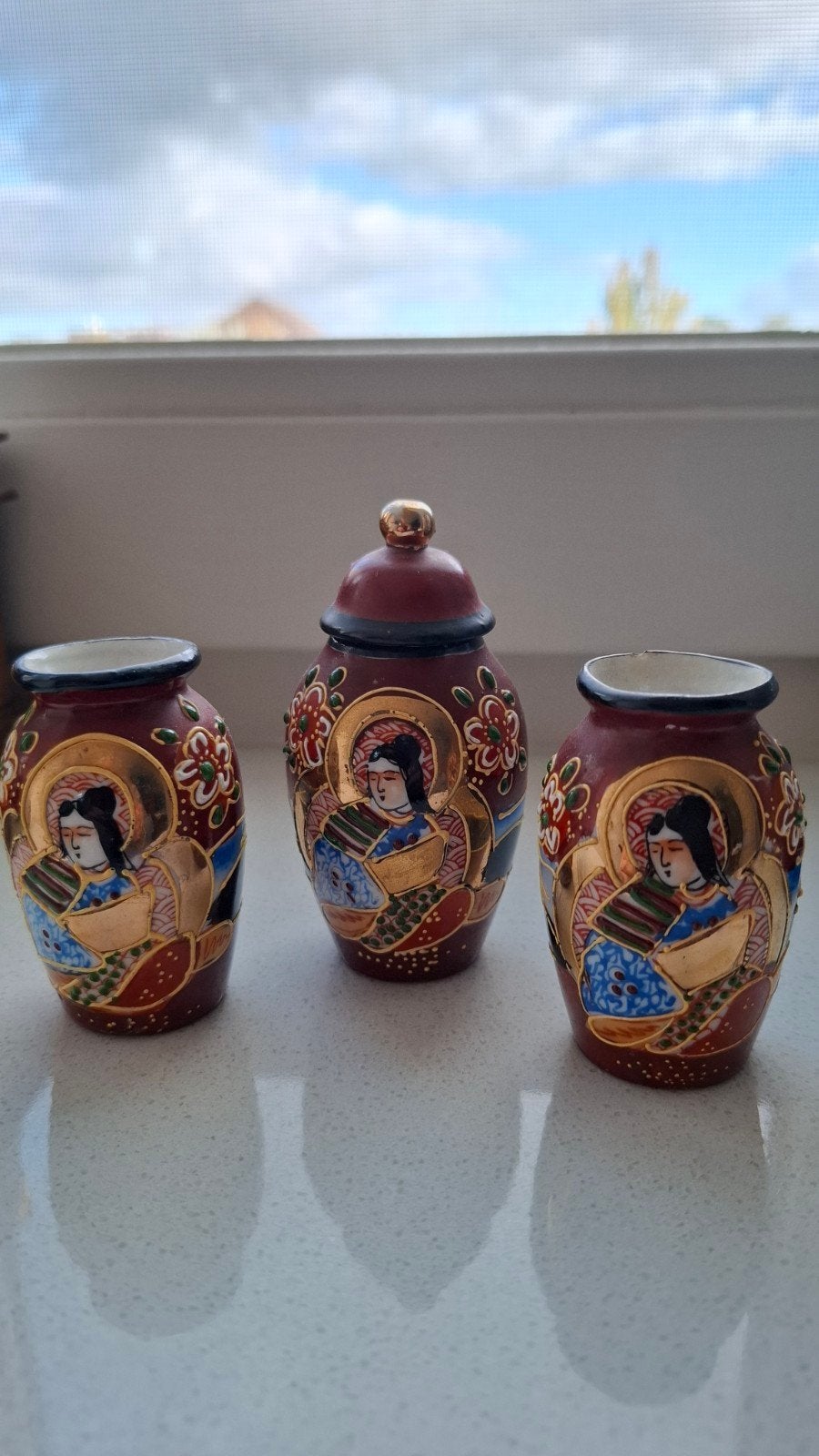 set van 2 Satsuma miniatuur vaasjes en 1 miniatuur gemberpot, Verzenden