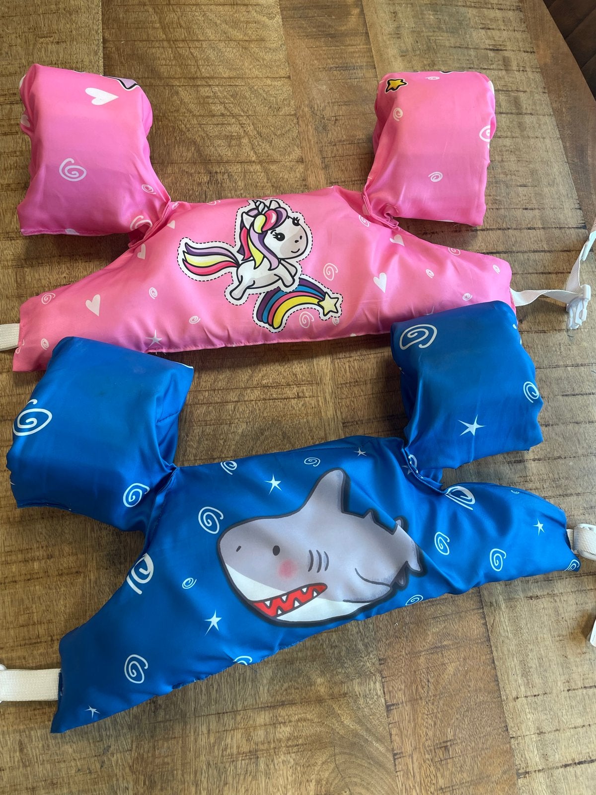 Zwembandjes met buikdrijvers (eenhoorn/haai), Ophalen of Verzenden, Gebruikt