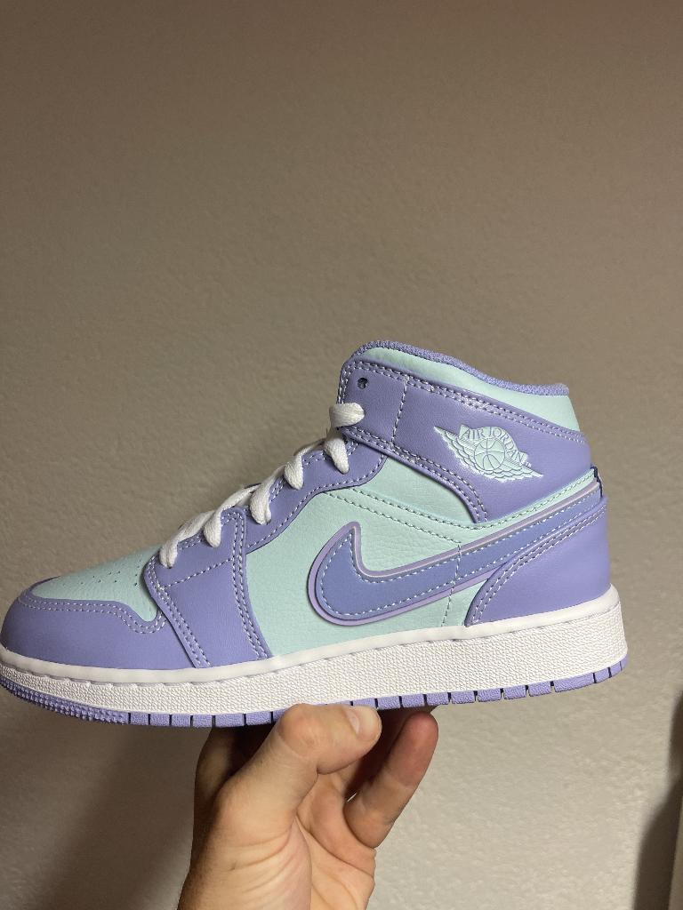 ordan 1 Mid Purple Aqua (GS)  – Maat 36.5, Blauw, Nike, Nieuw, Ophalen of Verzenden