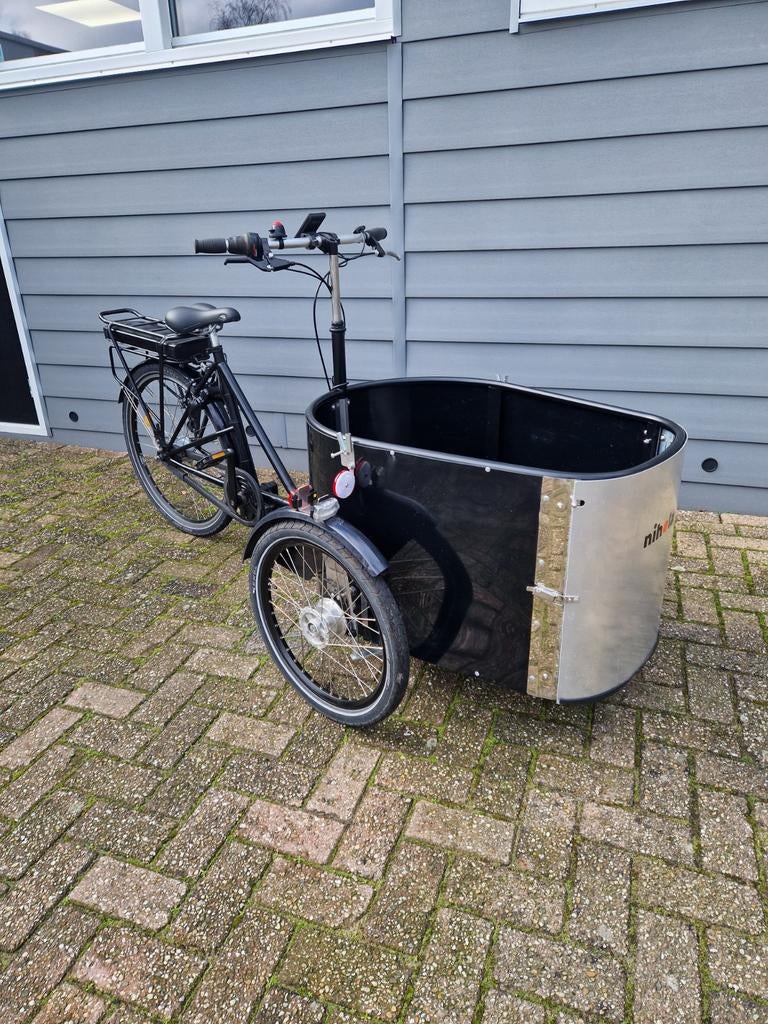 Nihola Dog elektrische bakfiets. NIEUWSTAAT, Ophalen, Zo goed als nieuw, 4 kinderen of meer