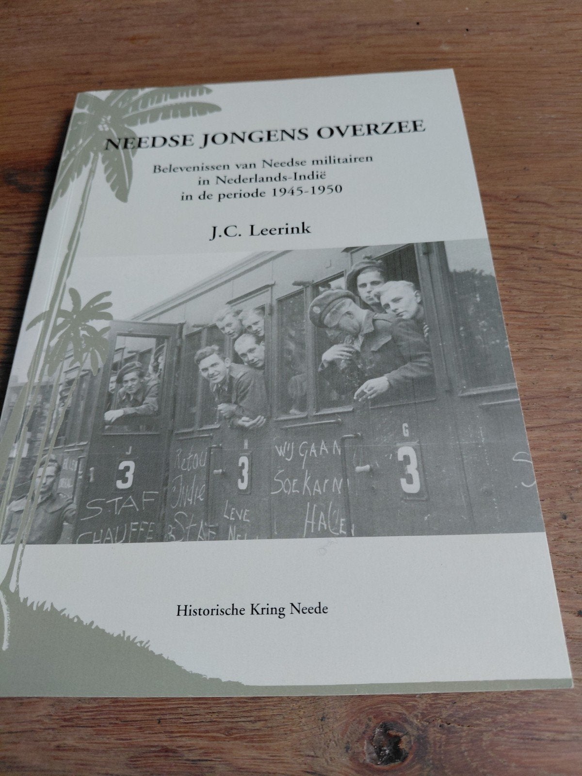 Needse jongens overzee, Boeken, Oorlog en Militair, Ophalen of Verzenden, 1945 tot heden, Gelezen