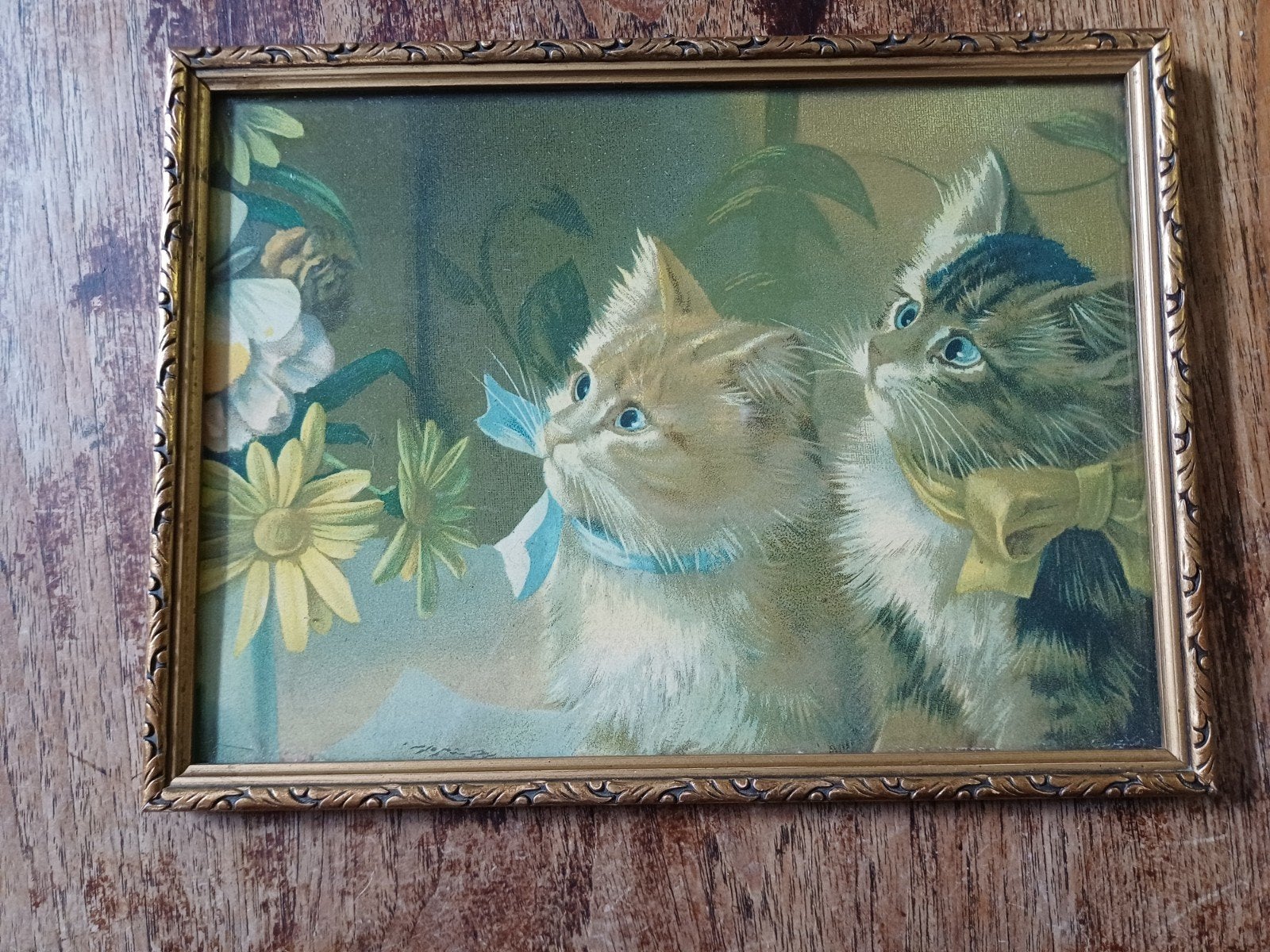 Vintage Prent: Twee Schattige Kittens in Sierlijke Lijst, Gebruikt, Ophalen of Verzenden, Voor 1940, Dier