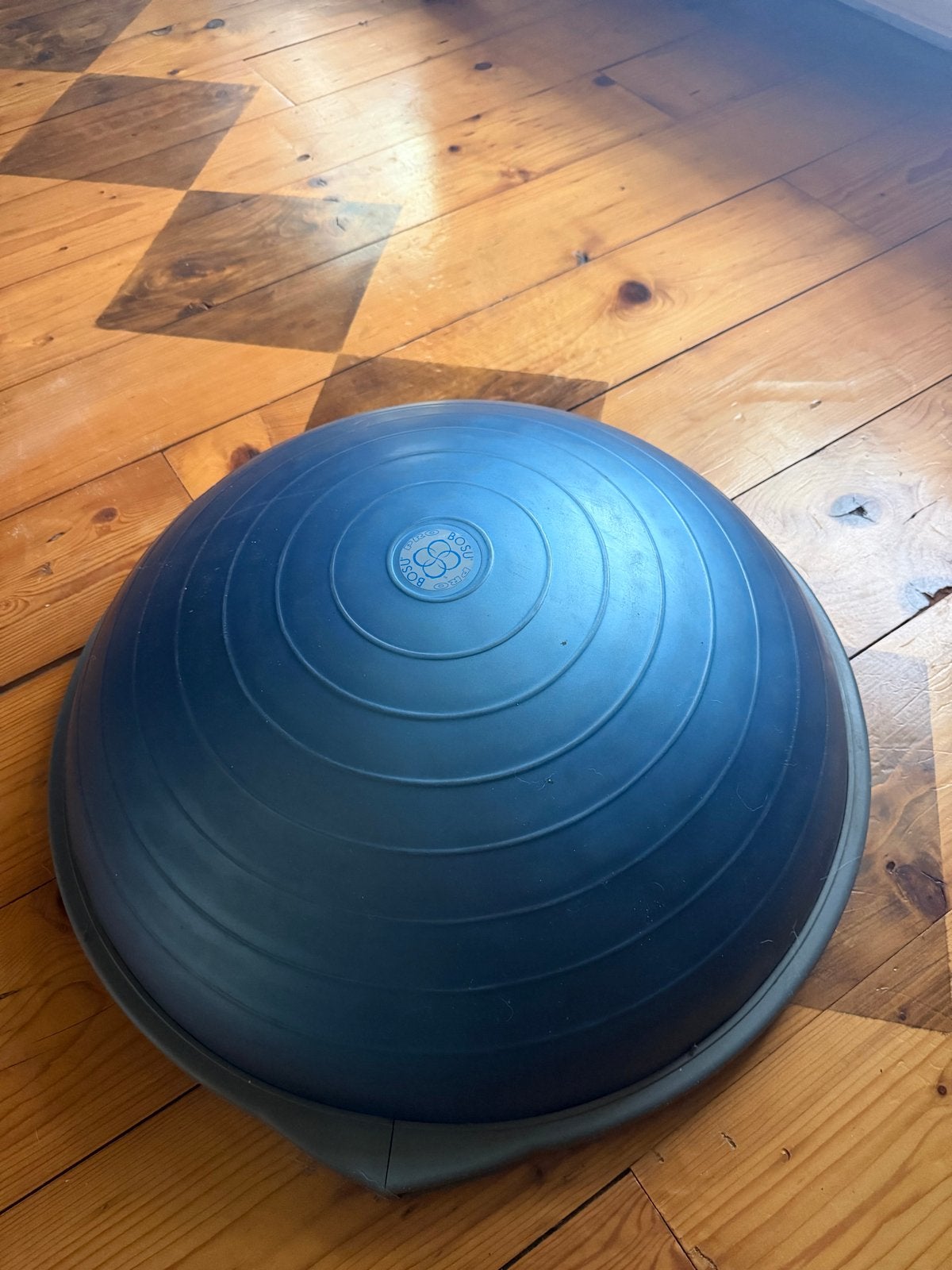 Bosu bal - Perfect voor stabiliteitstraining, Ophalen of Verzenden, Zo goed als nieuw, Buik, Balansbord