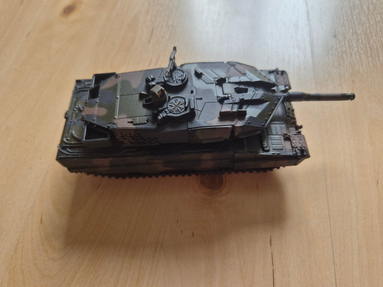 Siku Leopard 2A4 Tank Model - Camouflage, Kinderen en Baby's, Speelgoed | Speelgoedvoertuigen, Ophalen of Verzenden, Zo goed als nieuw