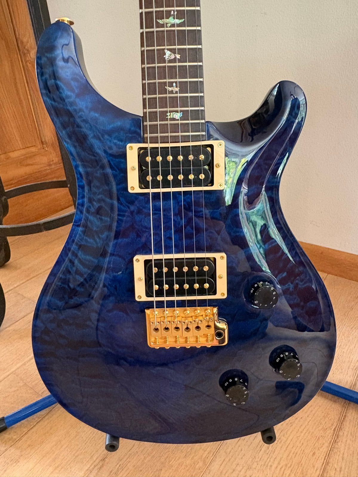 PRS CUSTOM 22 Quilted Whale Blue gold ARTIST PACKAGE '99 NOS, Ophalen, Zo goed als nieuw, Solid body, Paul Reed Smith