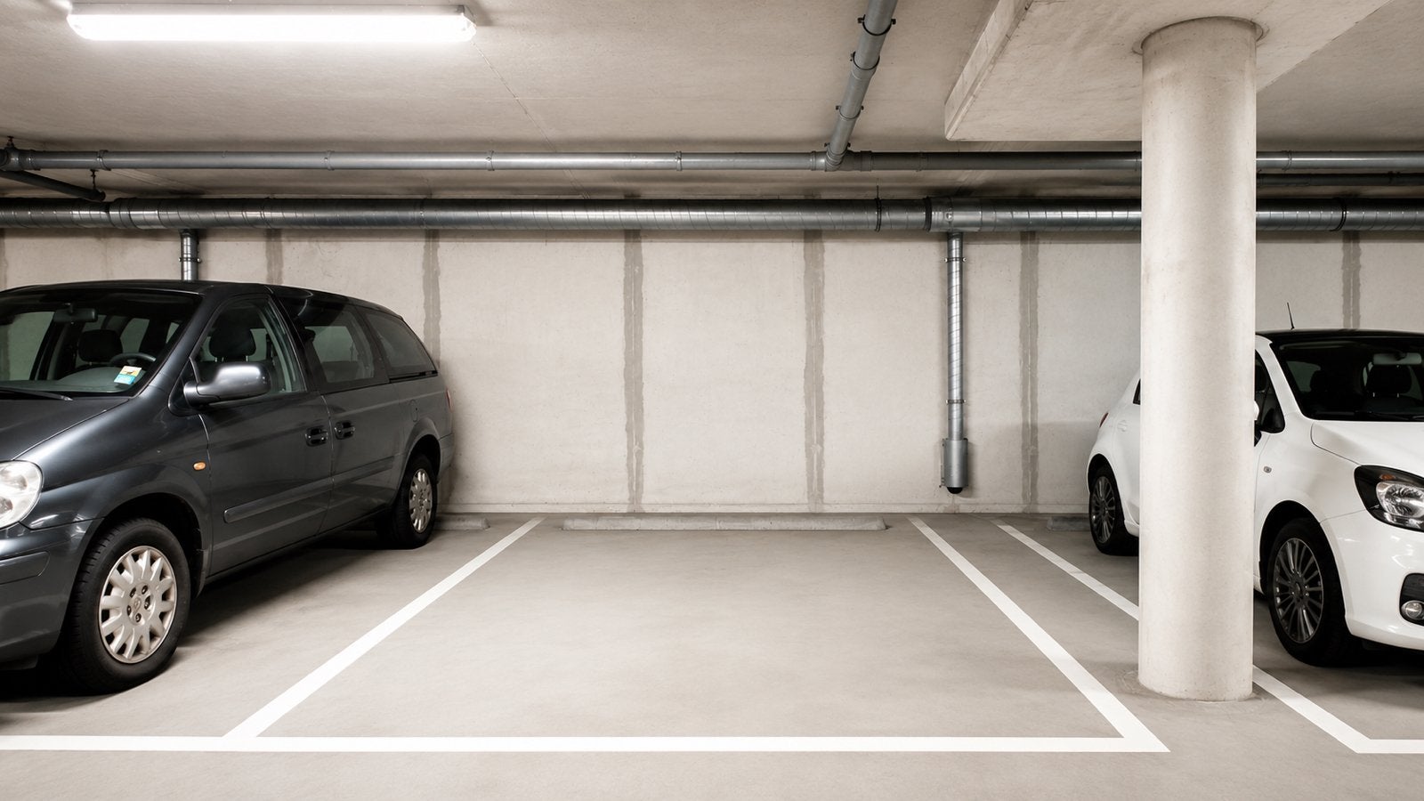 Afgesloten parkeerplaats te huur  in iJburg | Droog & veilig, Auto diversen, Ophalen, Nieuw