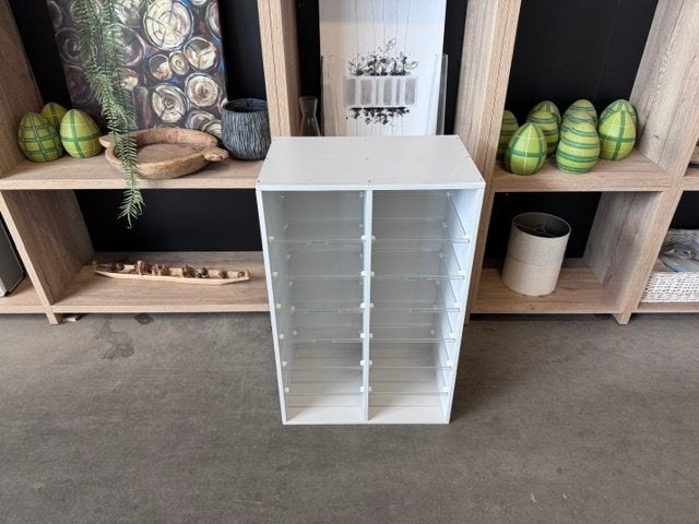 Grijze kast met 12 legplanken, 1 stuk