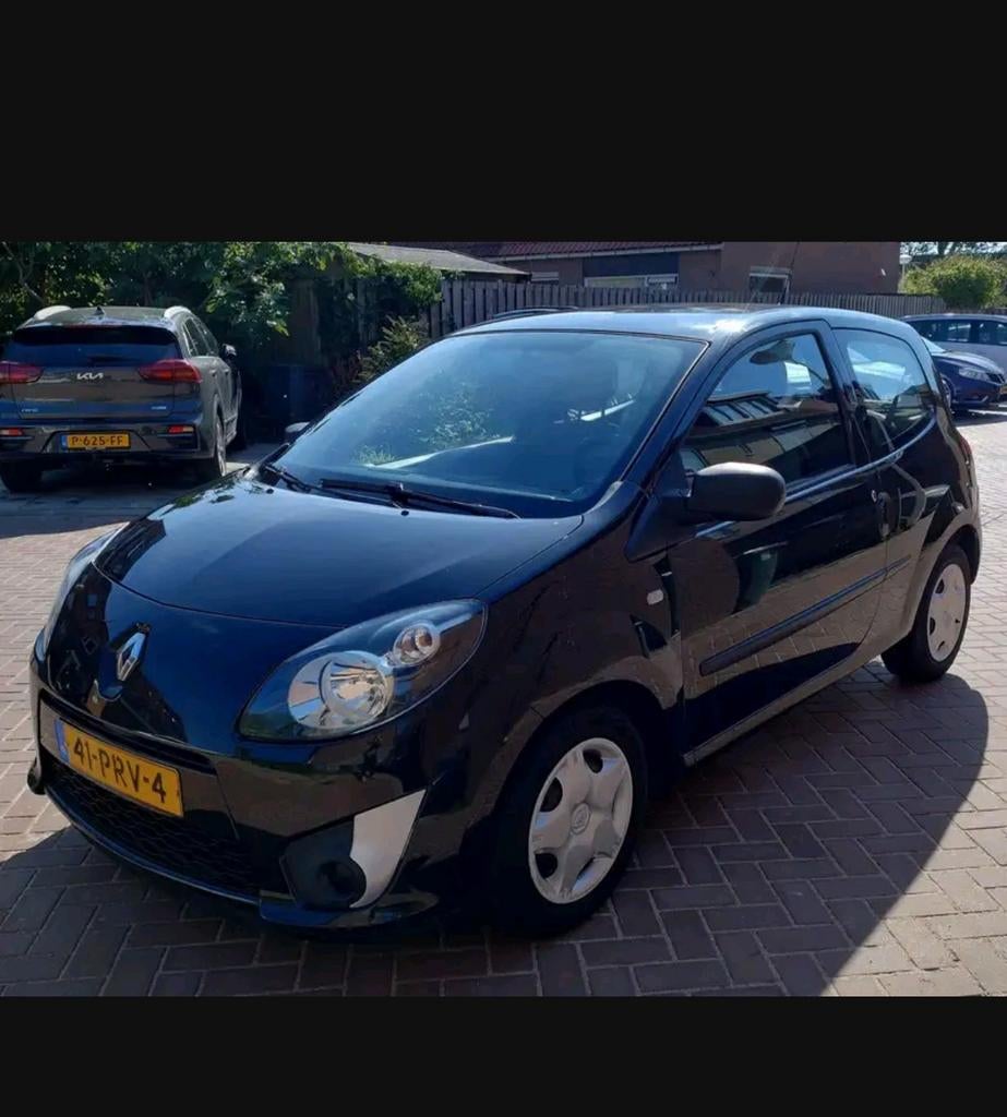 Renault Twingo 1.2 16V 2011 Zwart, Auto's, Renault, 839 kg, 74 pk, 4 cilinders, 4 stoelen